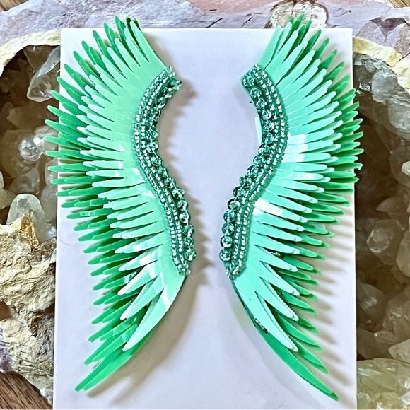 🌺🎉HP🎉🌺 NWT Mignonne Gavigan Madeline Green Multi Statement Earrings